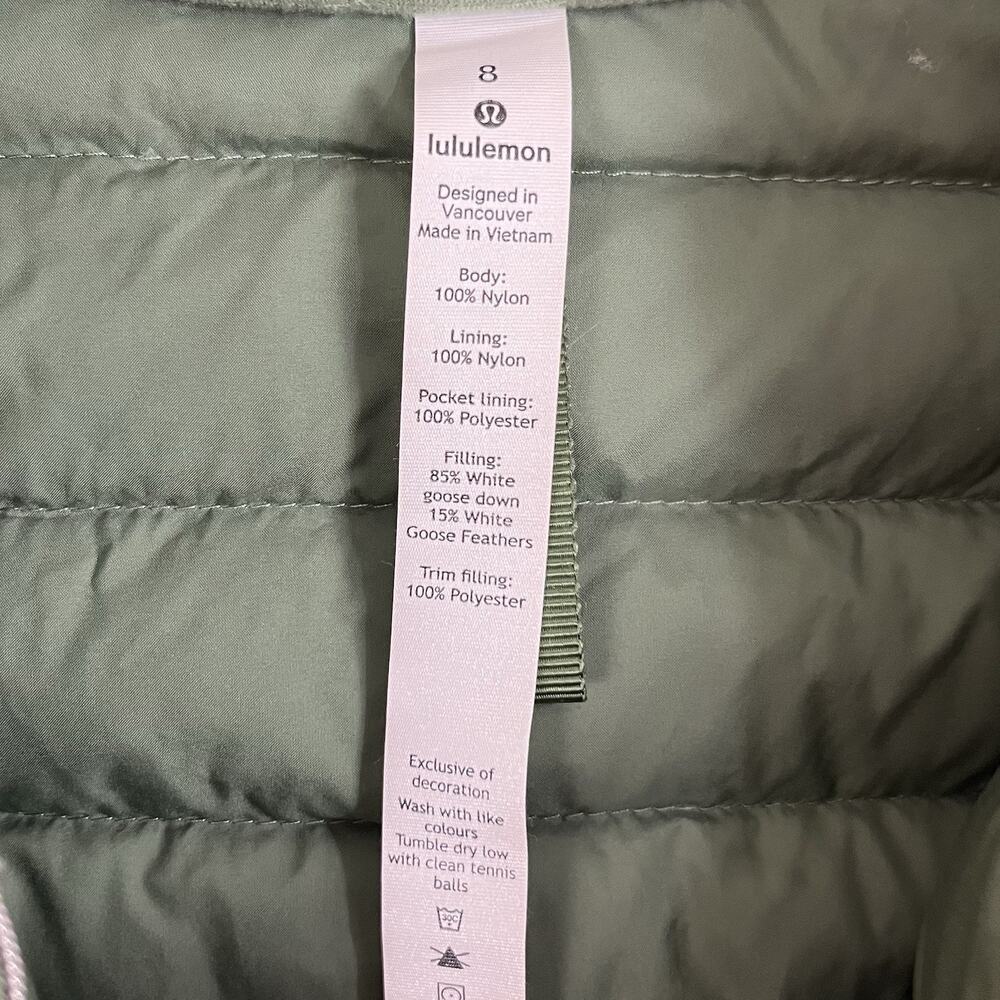 Lululemon Pack It Down 700 Fill Jacket Womens 8 Green Hooded Puffer Packable - Picture 7 of 8